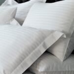 Ξενοδοχειακή Oxford μαξιλαροθήκη βαμβακοσατέν με ρίγα 1 cm Pennie Sevenstars